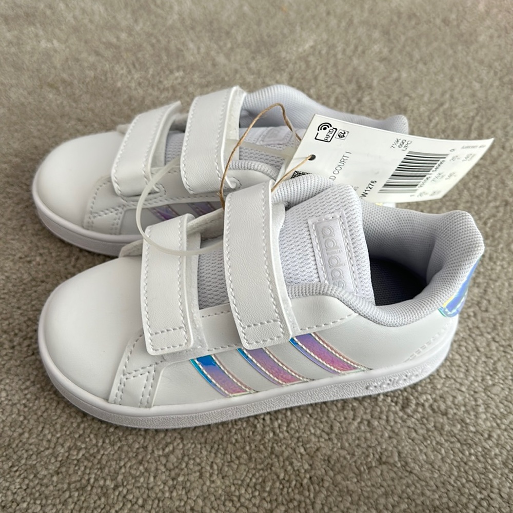adidas | White Iridescent Toddler Tennis Shoes NWT Grand Court I